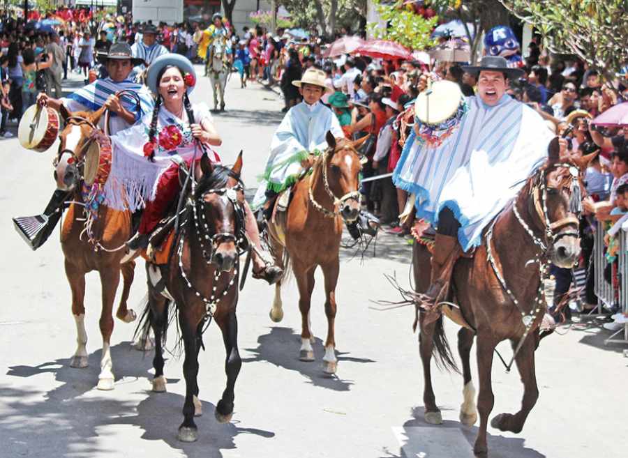 Lee más sobre el artículo Tarija promocionará en todo el país el ‘Carnaval Chapaco’