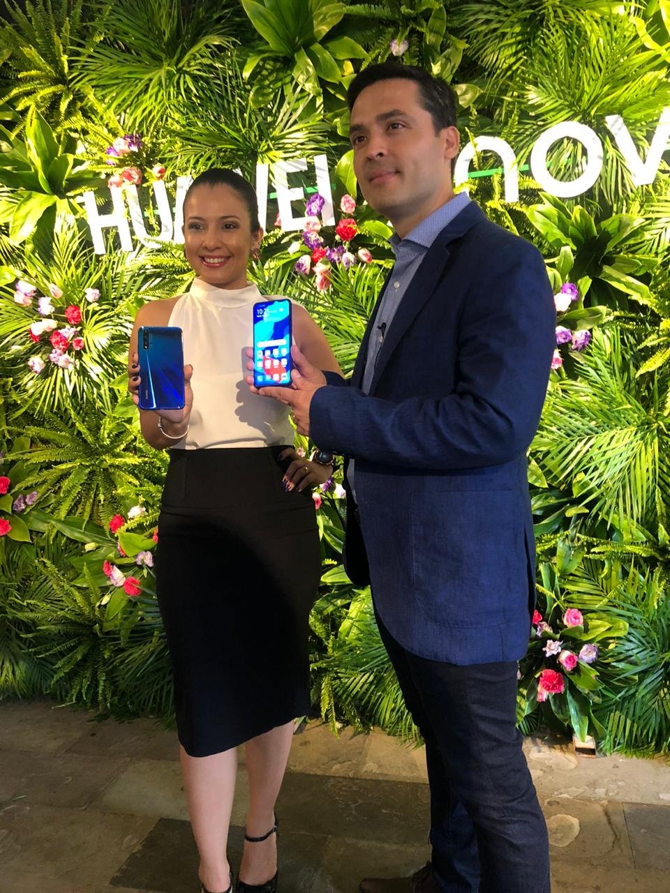 Lee más sobre el artículo El Huawei Nova 5T revoluciona el uso del smartphone