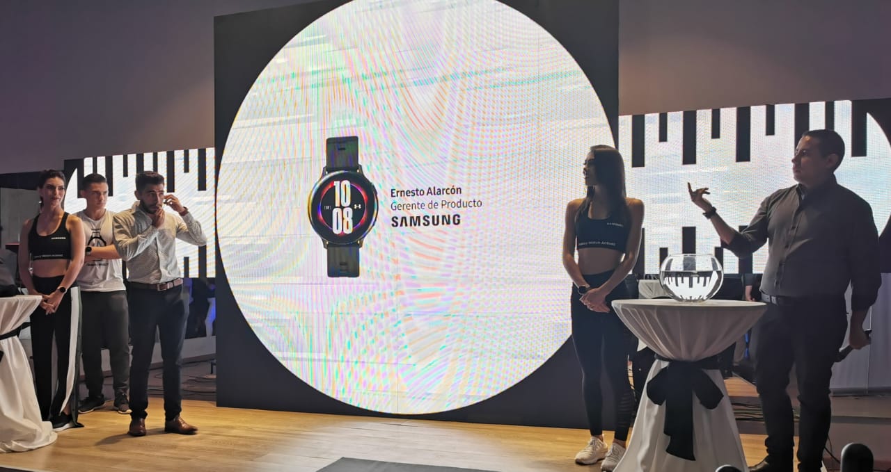 Lee más sobre el artículo La edición de lujo Under Armour del Galaxy Watch está en Bolivia