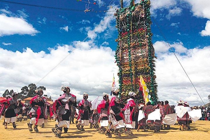 Lee más sobre el artículo Sucre declara al carnaval ‘Chuta’ como Patrimonio Cultural e Intagible