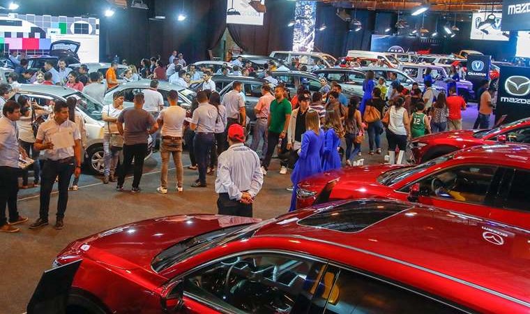 Lee más sobre el artículo Aseguradoras y bancos seducen a clientes con tasas bajas y financiamiento a largo plazo en la Feria ExpoAuto 2020