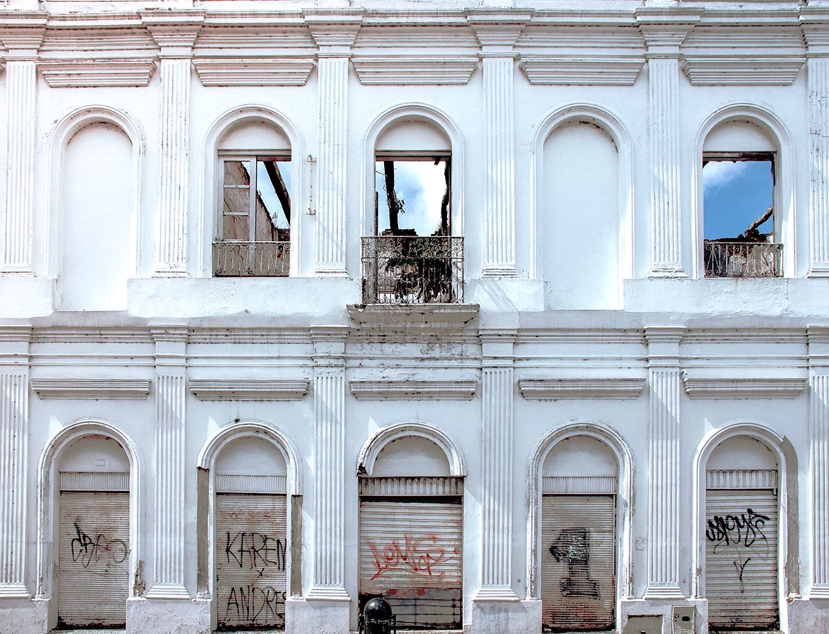 Lee más sobre el artículo Una muestra fotográfica abre el mes de la VII Bienal de Arquitectura