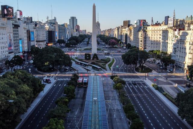 Lee más sobre el artículo Gobierno argentino cubrirá 50% de los salarios de los trabajadores de empresas en crisis