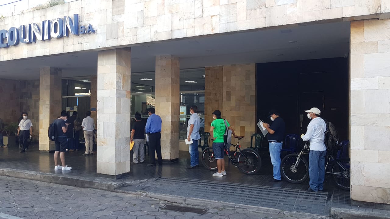 Lee más sobre el artículo Banco Unión inicia pago de Renta Dignidad y Jubilación de manera exclusiva; surgen problemas en el cobro