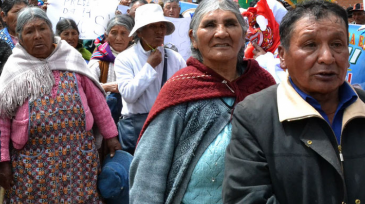 Lee más sobre el artículo Cuarentena: La Asociación Nacional de Adultos Mayores de Bolivia lamenta la mala atención que reciben los ancianos en el país