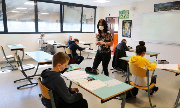 Lee más sobre el artículo Tras regreso a clases, Francia cierra 70 escuelas por nuevo brote de contagios