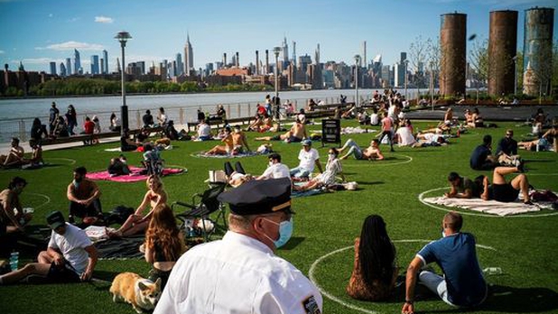 Lee más sobre el artículo Conozca la iniciativa de Dominio Park en Nueva York para que los visitantes respeten el distanciamiento