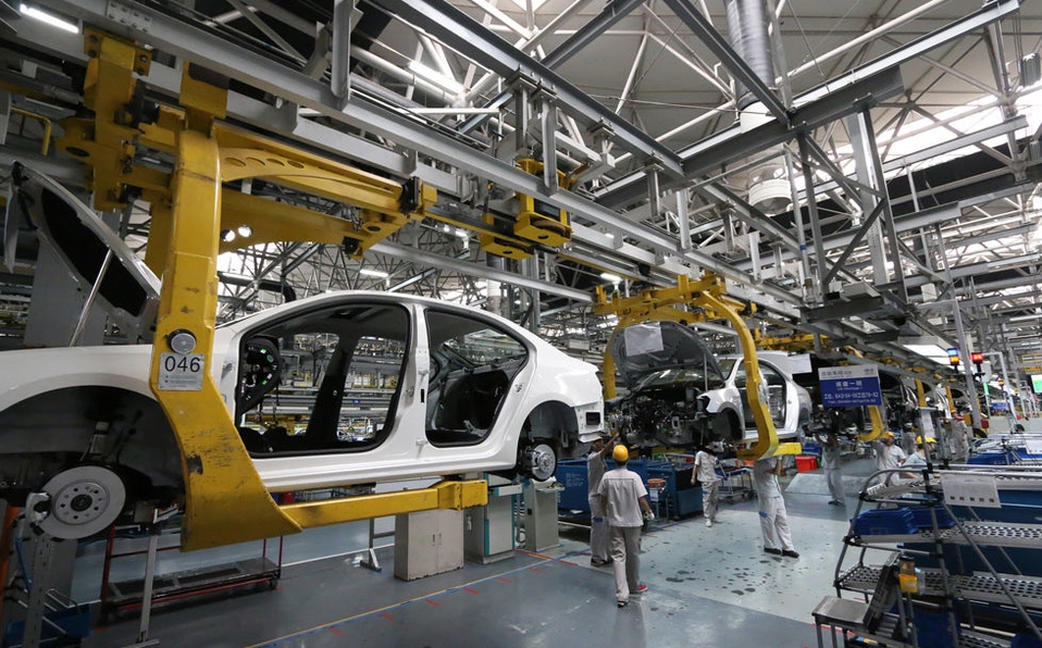 Lee más sobre el artículo Producción de vehículos en México se desplomó 98,76% en abril
