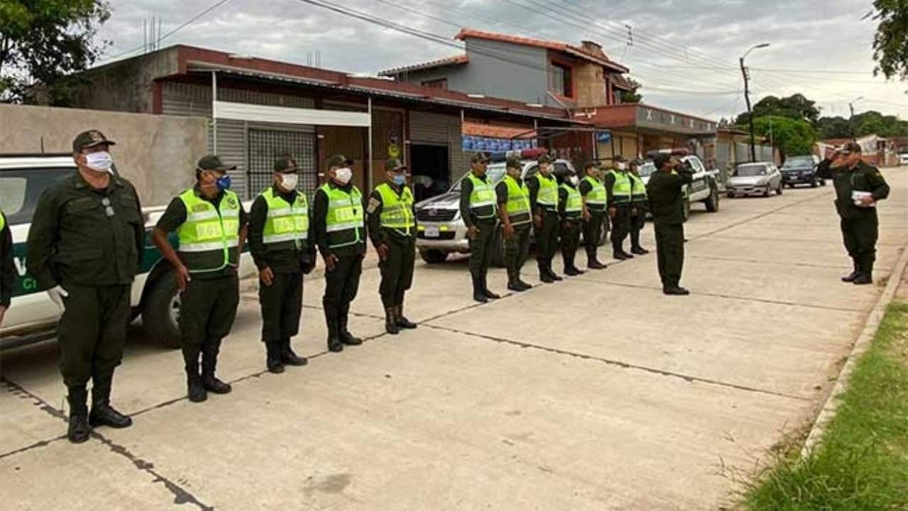 Lee más sobre el artículo Se registran 1.115 infectados y 98 decesos por COVID-19 dentro la Policía Boliviana