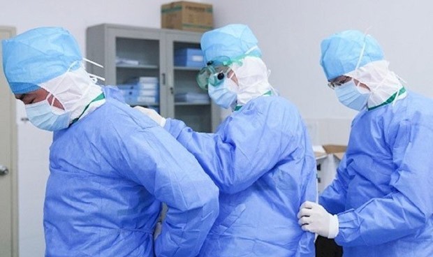 Lee más sobre el artículo Más de 700 trabajadores se incorporan al sistema de salud de Santa Cruz