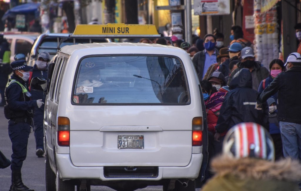 Lee más sobre el artículo 108 vehículos sancionados en La Paz tras primer día de flexibilización de la cuarentena
