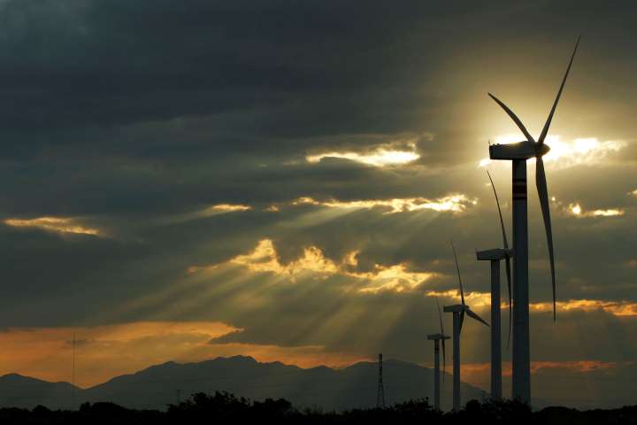 Lee más sobre el artículo Suprema Corte México respalda a agencia antimonopolio local en disputa por energía renovable