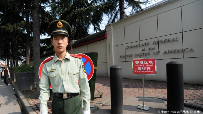 Lee más sobre el artículo China entra en consulado de EE. UU. en Chengdu tras salida de estadounidenses