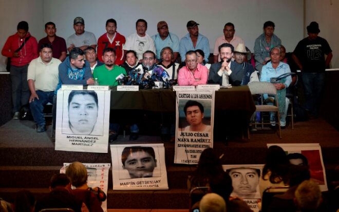Lee más sobre el artículo Defensa de padres de 43 estudiantes mexicanos desaparecidos avala nueva pesquisa