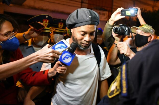 Lee más sobre el artículo Paraguay rechaza nuevo pedido de liberación de Ronaldinho