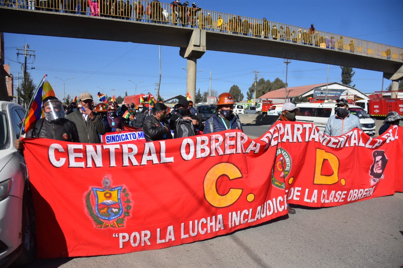 Lee más sobre el artículo Choque atribuye a “infiltrados” los actos vandálicos registrados en El Alto