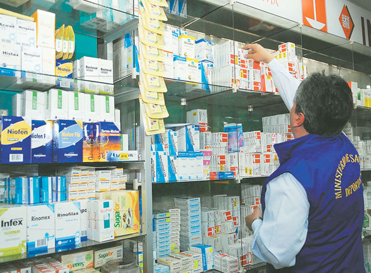 Lee más sobre el artículo Farmacias deben publicar listado y precios de medicamentos para tratar el coronavirus
