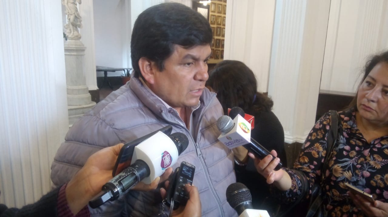 Lee más sobre el artículo La salud del senador Omar Aguilar es estable y dejará sala de Terapia Intensiva