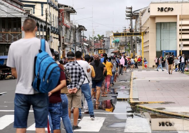 Lee más sobre el artículo Peruanos retiraron USD 5.500 millones de fondos de pensiones por la pandemia