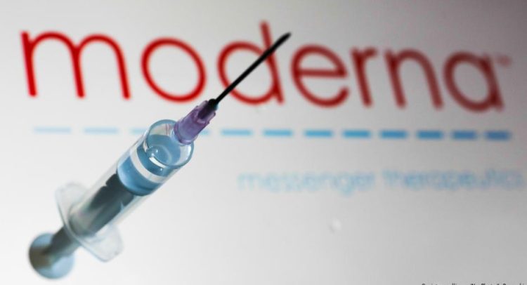 Lee más sobre el artículo Moderna dice que está discutiendo con países acuerdos de suministro de vacuna contra COVID-19