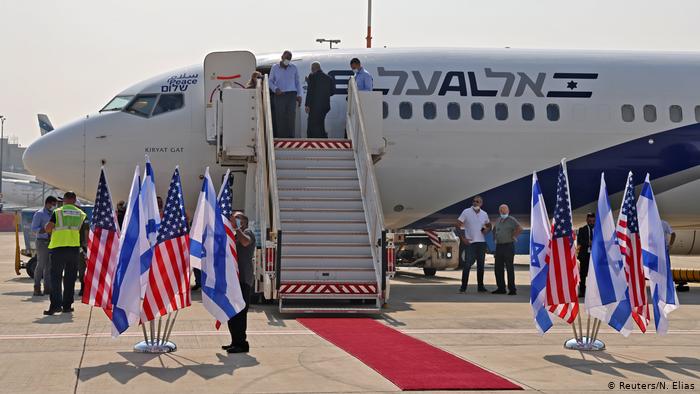 Lee más sobre el artículo Despegó primer vuelo comercial directo entre Israel y Emiratos Árabes Unidos