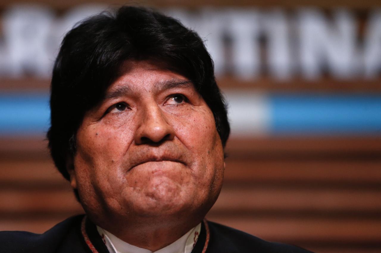 Lee más sobre el artículo Juicio por estupro contra Evo Morales podría poner en riesgo su permanencia en Argentina