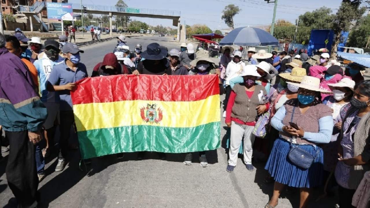 Lee más sobre el artículo Pacto de Unidad bloquea el eje troncal en el país.