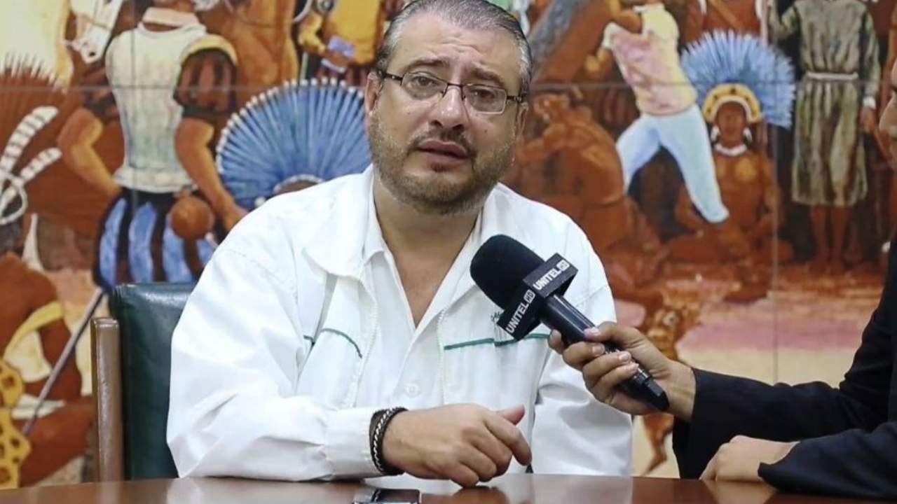 Lee más sobre el artículo Presidente de los cívicos cruceños viaja a Sucre para pedir la renuncia de Lanchipa