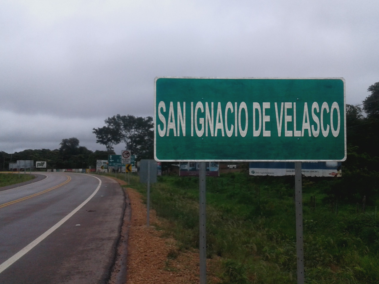 Lee más sobre el artículo Levantan los bloqueos en las provincias Velasco y Guarayos