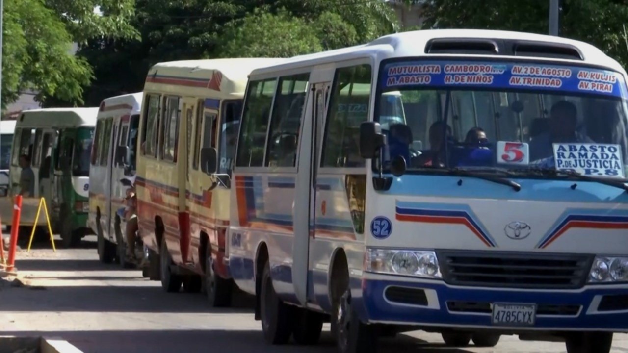 Lee más sobre el artículo Transportistas no descartan retomar sus actividades desde este martes