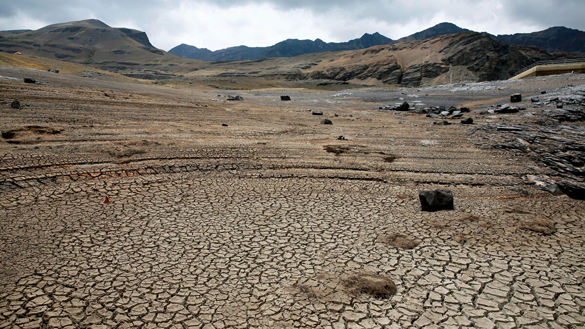 Lee más sobre el artículo Gobierno confirma crisis por la sequía que afecta a 5 departamentos