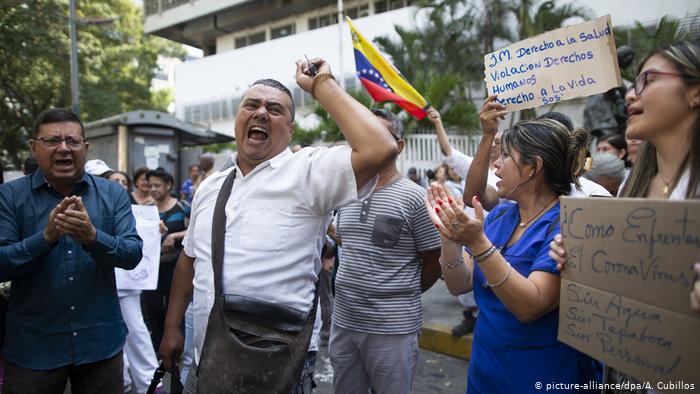 Lee más sobre el artículo Cinco detenidos durante protestas en Venezuela