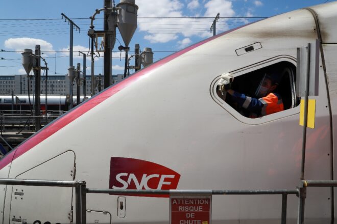 Lee más sobre el artículo Francia lanzará en marzo un tren de alta velocidad de bajo costo en España