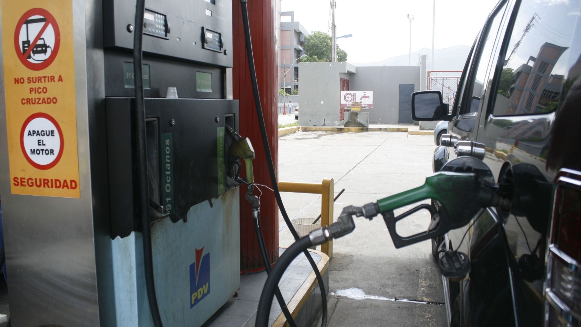 Lee más sobre el artículo YPFB reporta que hay ‘absoluta normalidad’ en el suministro de carburantes en La Paz