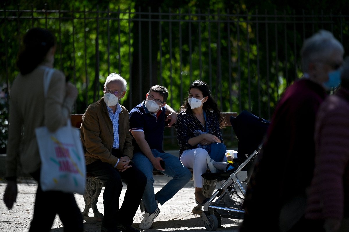 Lee más sobre el artículo El covid-19, responsable de 200.000 muertes directas e indirectas en una veintena de países