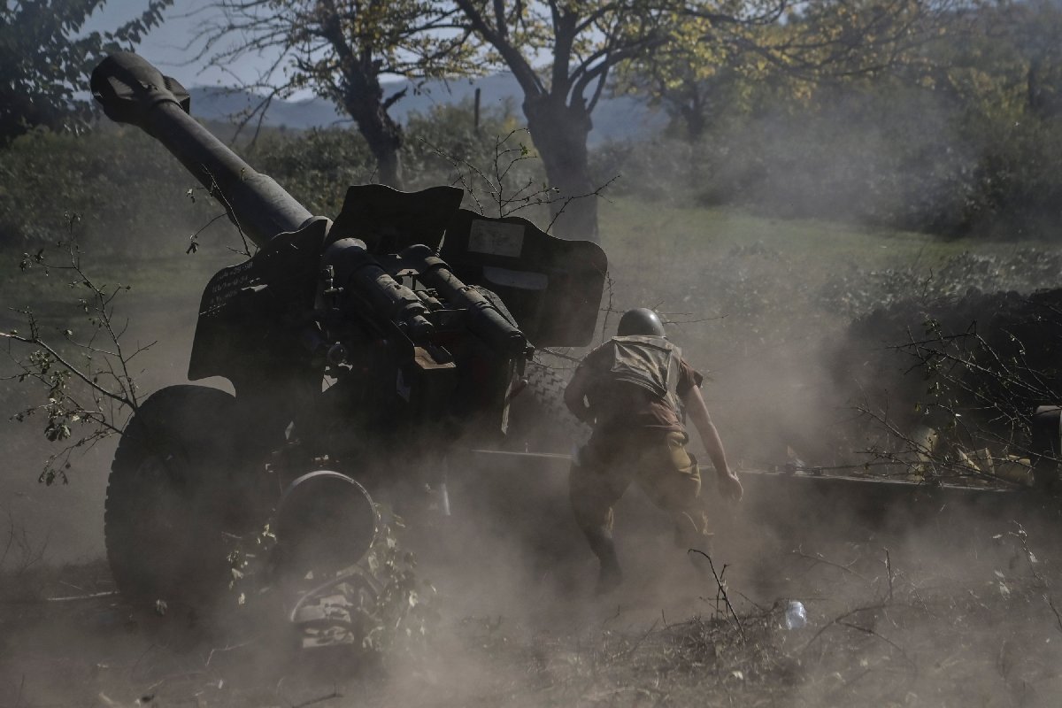 Lee más sobre el artículo Estalla en pedazos un tercer intento de alto el fuego en Nagorno Karabaj
