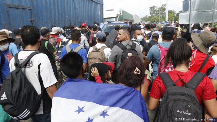 Lee más sobre el artículo Presidente guatemalteco ordena capturar a migrantes hondureños