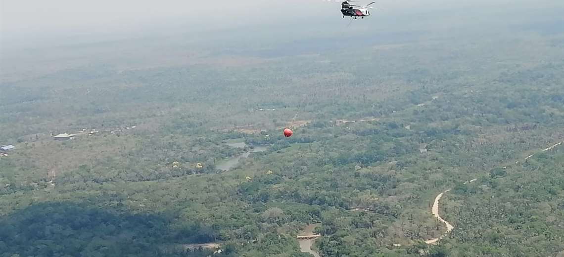 Lee más sobre el artículo Cuatro aeronaves operan en distintas zonas en la mitigación de incendios