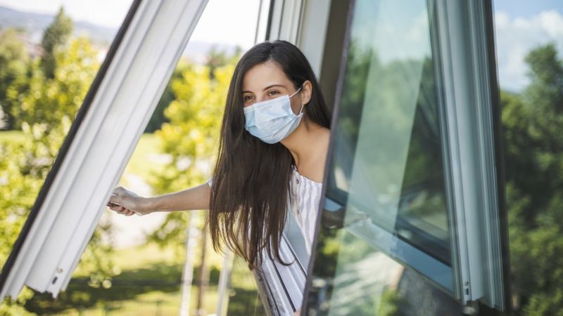 Lee más sobre el artículo Coronavirus | Aire fresco: el arma subestimada que puede reducir el riesgo de contagio