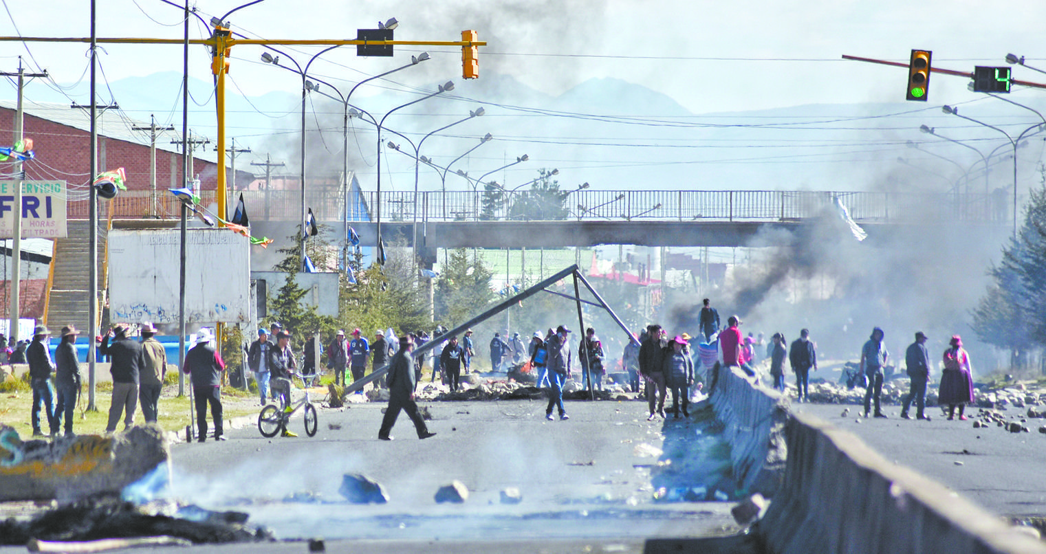 Lee más sobre el artículo La ONU observa el “comportamiento partidista de la Policía” boliviana durante conflictos políticos