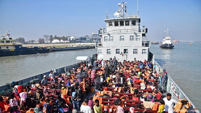 Lee más sobre el artículo Bangladesh envía en dos días a más de 3.000 rohinyás a una isla remota