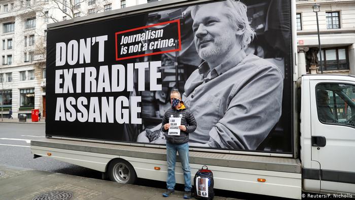 Lee más sobre el artículo Reino Unido rechaza la extradición de Assange a EE.UU. por motivos de salud