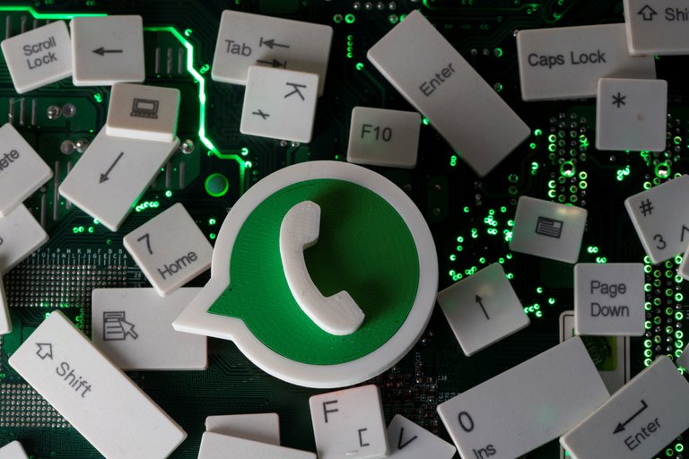 Lee más sobre el artículo Circula un falso mensaje que hace creer que es posible evitar los cambios en las políticas de WhatsApp