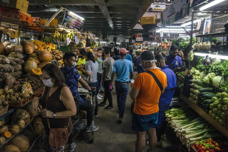 Lee más sobre el artículo El FMI mejoró sus previsiones de crecimiento de Latinoamérica al 4,1 % para 2021