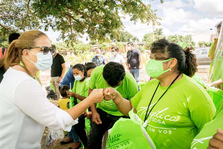 Lee más sobre el artículo Soliz presentará doble denuncia contra Sosa, mientras que Jhonny prefiere no meterse