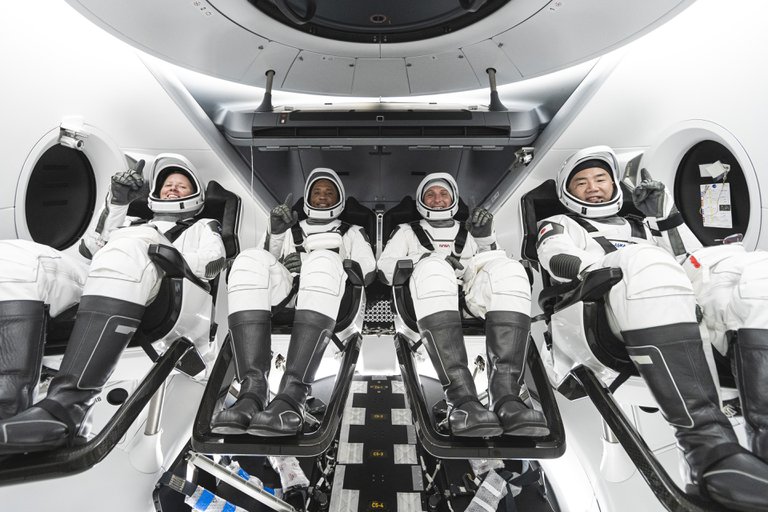 Lee más sobre el artículo SpaceX anunció su primer vuelo al espacio con tripulación exclusivamente civil
