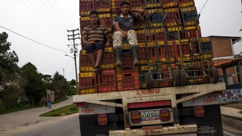 Lee más sobre el artículo “Aquí no hay diésel”: la última crisis de Venezuela y cómo puede llevar a un “aumento drástico” de la inseguridad alimentaria en el país