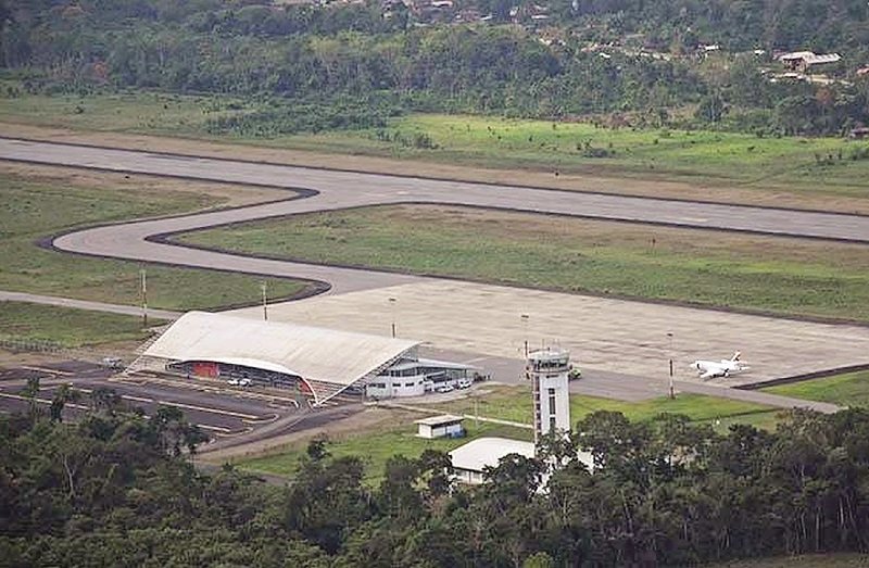 Lee más sobre el artículo Gobierno pide sanciones por vuelos irregulares en Chimoré