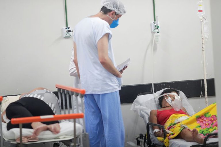 Lee más sobre el artículo La tragedia del COVID en Brasil pone en peligro a la región y alerta al mundo