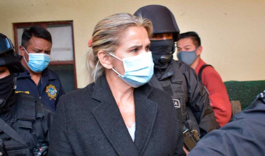 Dictan otra detención preventiva contra Añez por seis meses en un segundo proceso del caso ‘golpe’